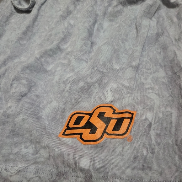 🌿Oklahoma State University Women's Medium Marble Gray Logo Shorts - Picture 4 of 10